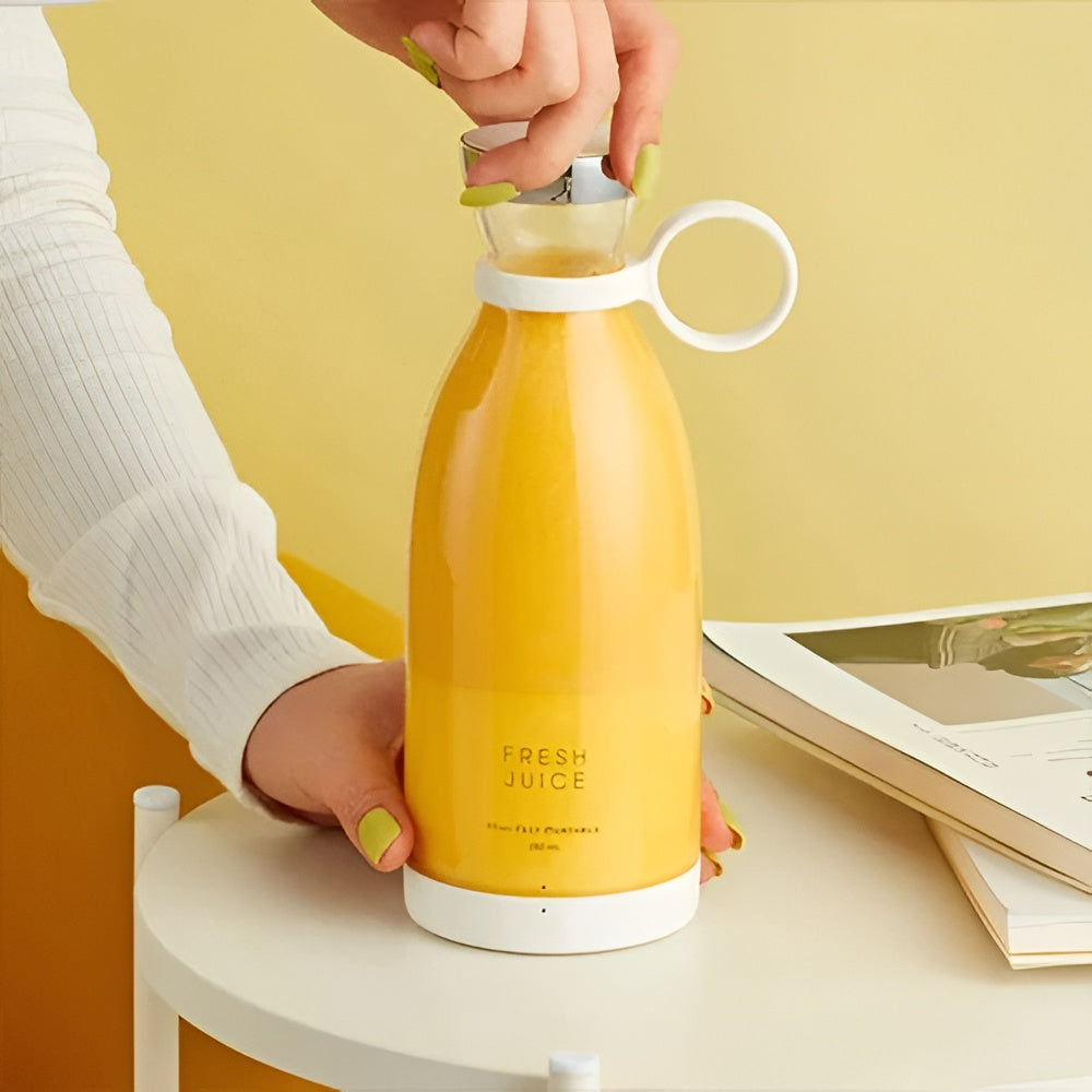 FRESH JUICE™ - Portable Bottle Blender for Fruit & Veg Juices, Smoothies, Shakes